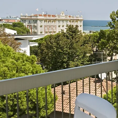 Отель Donatello