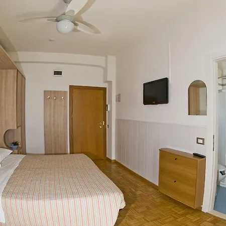 Donatello מלון צ'סנטיקו