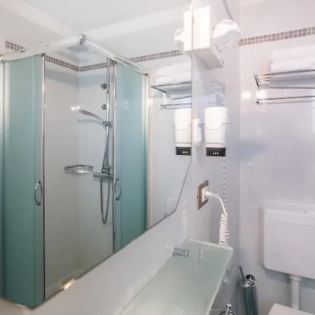 Donatello 3* צ'סנטיקו