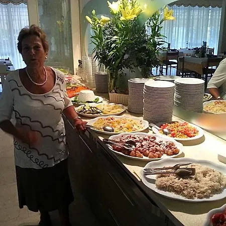 Donatello Hotel 3*
