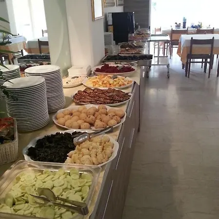 Donatello Отель